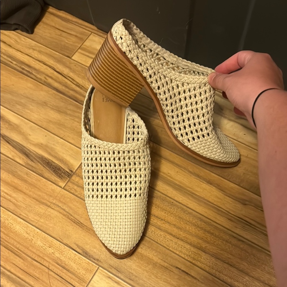Time and Tru Beige Woven Mules